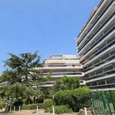 Le Corinthe Lejlighed