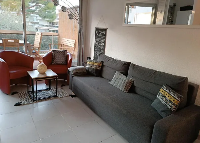 Le Corinthe Apartment